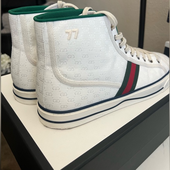 Men’s Size 12 Gucci Shoes - Picture 2 of 9